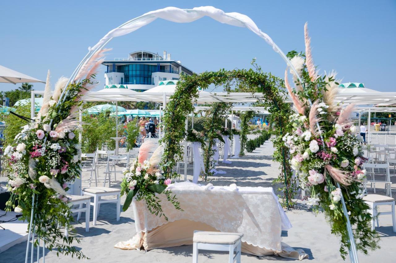 Blu Suite Resort Bellaria-Igea Marina Exterior photo