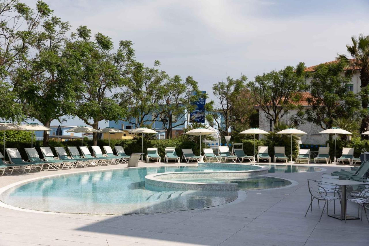 Blu Suite Resort Bellaria-Igea Marina Exterior photo